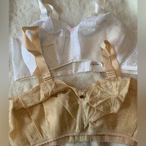 NWT Ardys bra set size 40H, beige and white